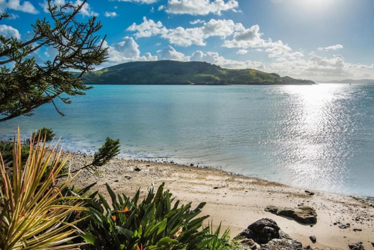 Yacht Club 19 Villa Bijou De Mer Ocean Front Private Pool 2 Buggies Hamilton Island Exterior photo