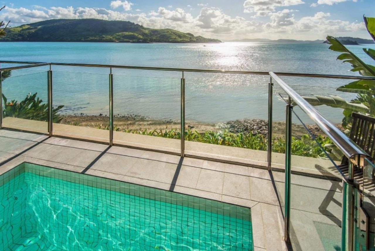 Yacht Club 19 Villa Bijou De Mer Ocean Front Private Pool 2 Buggies Hamilton Island Exterior photo